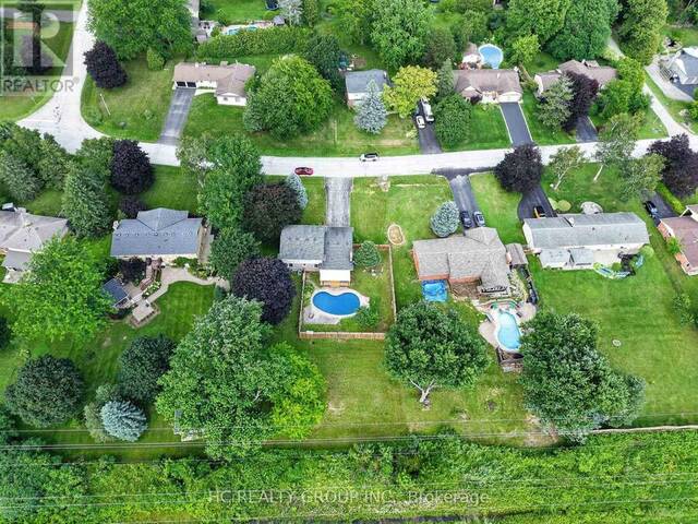 22 FIRESIDE DRIVE Hamilton Ontario, L8N 2Z7 - 3 Bedrooms Home For Sale
