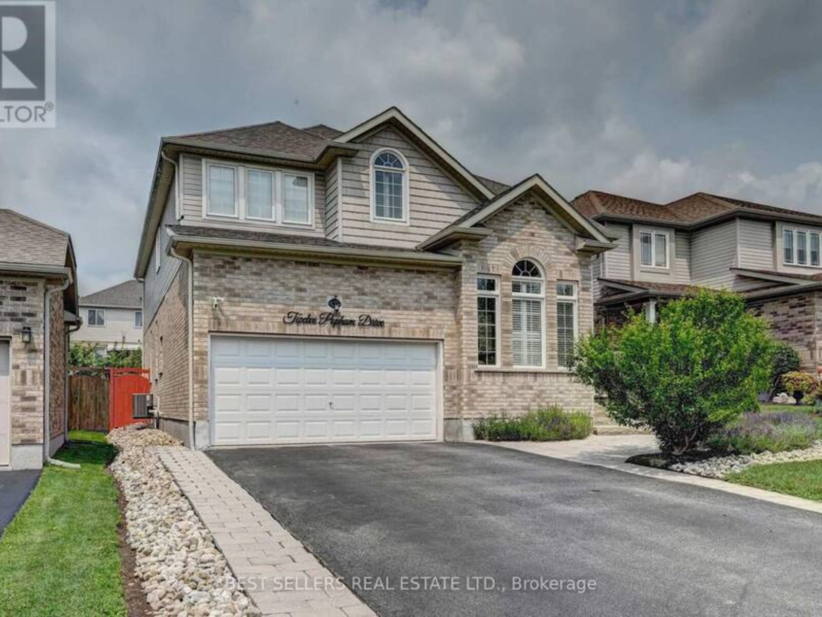 12 POPHAM DRIVE, Guelph, Ontario N1E 0B7