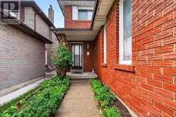 4157 OTTEWELL CRESCENT | Mississauga Ontario | Slide Image Three