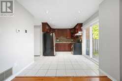 8 LANSBURY DRIVE | Toronto Ontario | Slide Image Thirteen