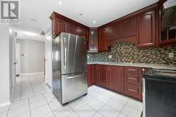 8 LANSBURY DRIVE | Toronto Ontario | Slide Image Fifteen