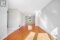 8 LANSBURY DRIVE | Toronto Ontario | Slide Image Eight