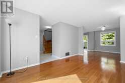 8 LANSBURY DRIVE | Toronto Ontario | Slide Image Nine