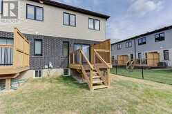 79Q - 72 BUR OAK COMMON | Cambridge Ontario | Slide Image Thirty-two