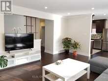 26 APPLEFIELD DRIVE | Toronto Ontario | Slide Image Thirteen