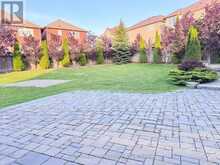 98 STOYELL DRIVE | Richmond Hill Ontario | Slide Image Sixteen