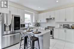 434 RITAS AVENUE | Newmarket Ontario | Slide Image Nine
