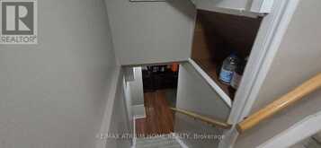 431 DREW STREET | Oshawa Ontario | Slide Image Sixteen