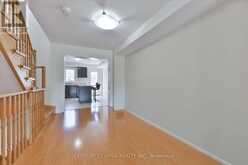 5245 MAJOR MACKENZIE DRIVE E | Markham Ontario | Slide Image Ten