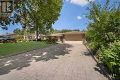 39 GROVETREE ROAD | Toronto Ontario | Slide Image Two