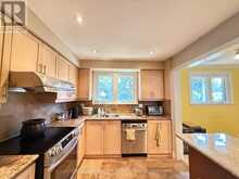 73 STATELY WAY | Markham Ontario | Slide Image Twelve