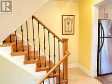 73 STATELY WAY | Markham Ontario | Slide Image Thirteen