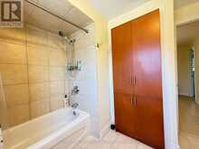 73 STATELY WAY | Markham Ontario | Slide Image Eighteen