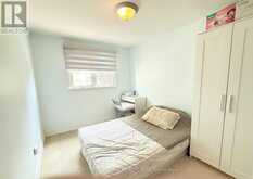 73 STATELY WAY | Markham Ontario | Slide Image Nineteen