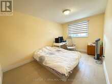 73 STATELY WAY | Markham Ontario | Slide Image Twenty