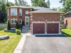 94 SANDRINGHAM DRIVE Barrie Ontario, L4M 7J5