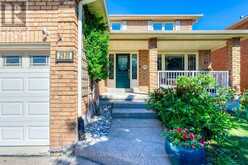 2935 KINGSWAY DRIVE | Oakville Ontario | Slide Image Three