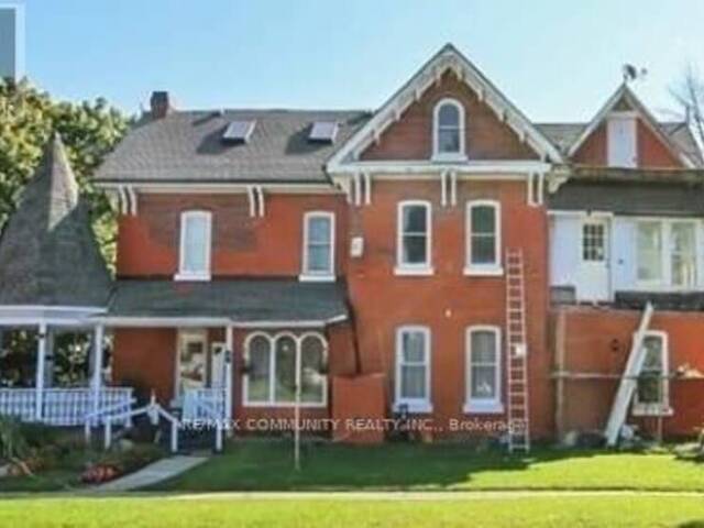 561 GOULD STREET Georgian Bluffs Ontario, N0H 2T0 - 8 Bedrooms Home For Sale