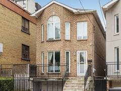 33 TORRENS AVENUE Toronto Ontario, M4K 2H9