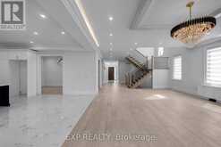 363 PENN AVENUE | Newmarket Ontario | Slide Image Sixteen