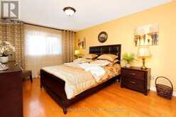 690 ASHPRIOR AVENUE | Mississauga Ontario | Slide Image Thirty-two