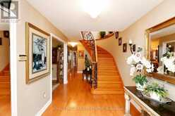 690 ASHPRIOR AVENUE | Mississauga Ontario | Slide Image Nine