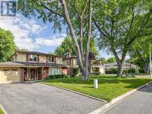 70 ROBERTS CRESCENT | Brampton Ontario | Slide Image Three