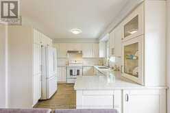 22 VILLAGE GREEN LANE | Bradford West Gwillimbury Ontario | Slide Image Thirteen
