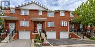 22 VILLAGE GREEN LANE | Bradford West Gwillimbury Ontario | Slide Image One