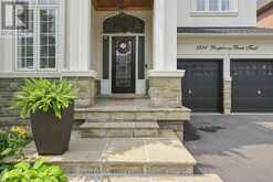 3256 RASPBERRY BUSH TRAIL | Oakville Ontario | Slide Image Three