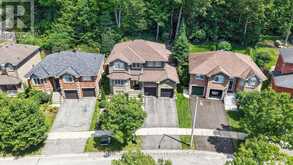 35 BLOOM CRESCENT | Barrie Ontario | Slide Image Thirty-eight
