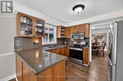 35 BLOOM CRESCENT | Barrie Ontario | Slide Image Nine
