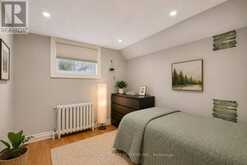 32 GREEN LANES | Toronto Ontario | Slide Image Twenty-six