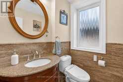 32 GREEN LANES | Toronto Ontario | Slide Image Thirteen