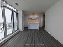 811 - 6 DAVID EYER ROAD | Richmond Hill Ontario | Slide Image Nine