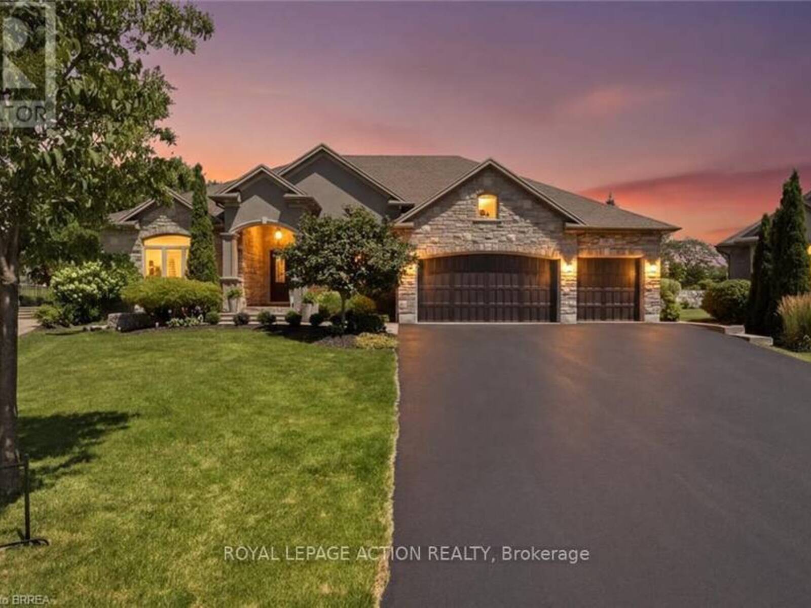 14 ELLINGTON PLACE, Brantford, Ontario N3T 0H5