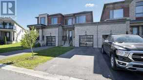 184 HUNTINGFORD TRAIL | Woodstock Ontario | Slide Image Two