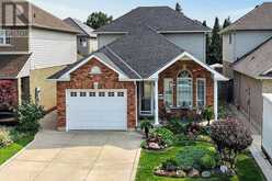 25 ERIC BURKE COURT | Hamilton Ontario | Slide Image One