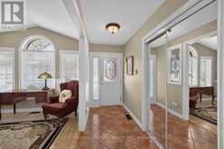 25 ERIC BURKE COURT | Hamilton Ontario | Slide Image Four