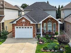 25 ERIC BURKE COURT Hamilton Ontario, L9A 5J9