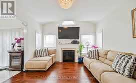 7 BELLOTTI CRESCENT | Ajax Ontario | Slide Image Six
