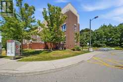 2 - 90 CALEDONIA PARK ROAD | Toronto Ontario | Slide Image Nine