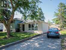 330 GROVE STREET E | Barrie Ontario | Slide Image Two