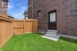 30 VELVET DRIVE | Whitby Ontario | Slide Image Thirty-seven