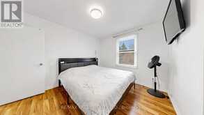 2 HUGHES STREET | Richmond Hill Ontario | Slide Image Nineteen