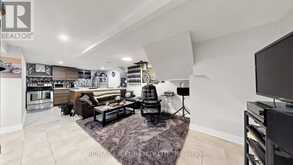 2 HUGHES STREET | Richmond Hill Ontario | Slide Image Twenty-five