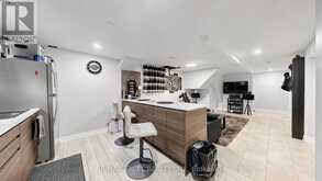 2 HUGHES STREET | Richmond Hill Ontario | Slide Image Thirty-two