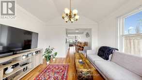 2 HUGHES STREET | Richmond Hill Ontario | Slide Image Nine