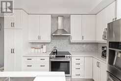 55 GREENWICH AVENUE | Hamilton Ontario | Slide Image Thirteen