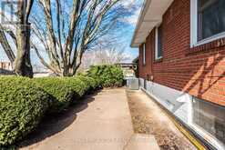 124 BROKER DRIVE | Hamilton Ontario | Slide Image Thirty-nine